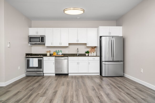 Photo - 401 Albany Turnpike Unidad 308