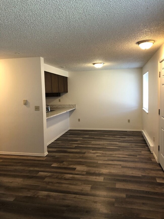 Building Photo - DUPLEX FOR RENT!!!!