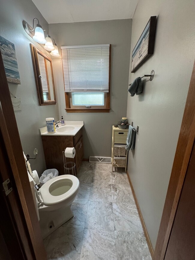 Photo - 5641 S 104th St Unit 5641