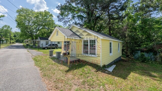 Photo - 821 13th Ct