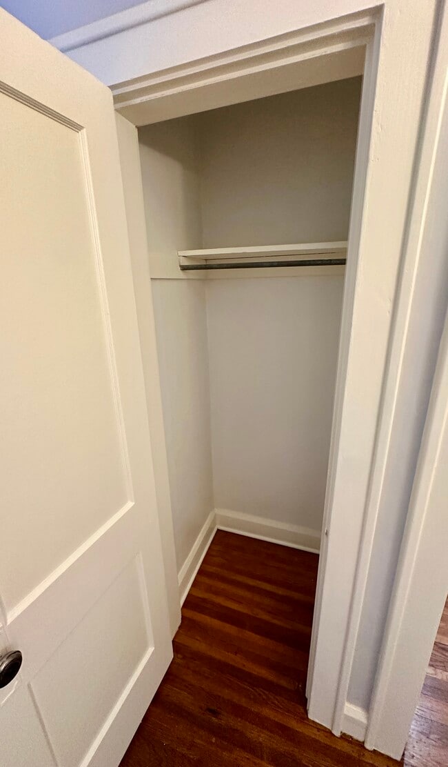 Photo - 838-846 W Rich St