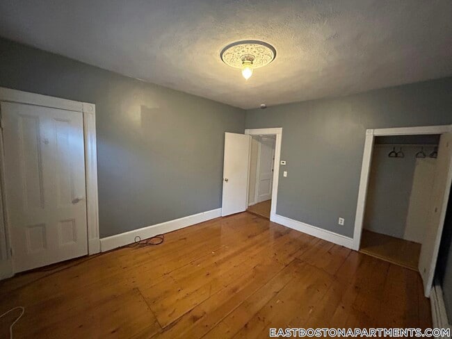 Photo - 284 Chelsea St Unidad 1