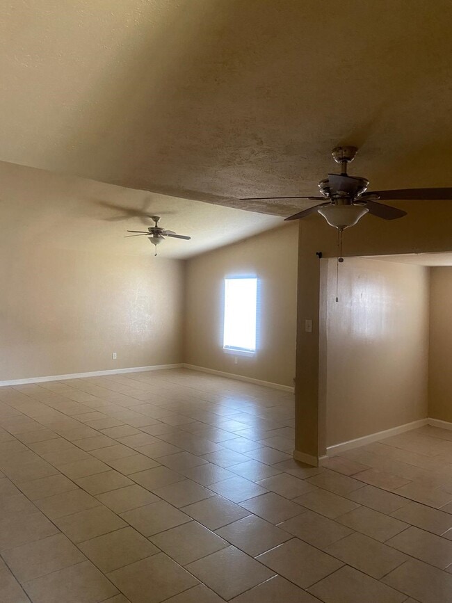 15607 Summer Briar Ct