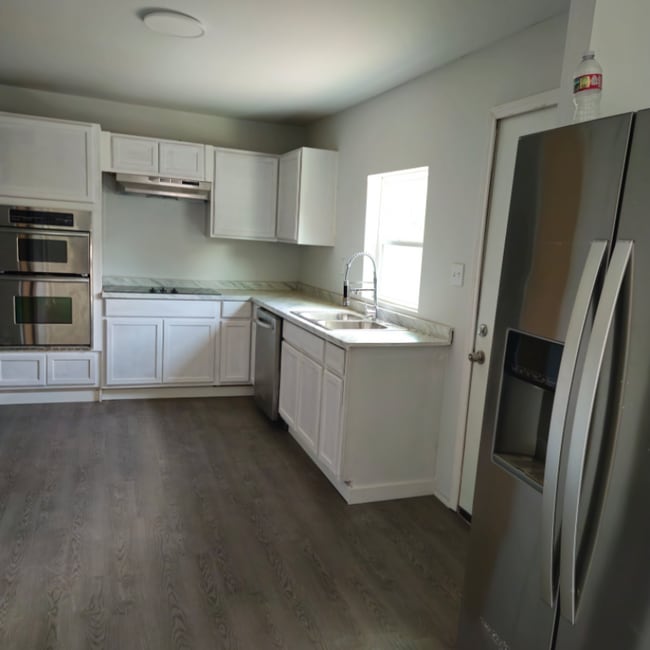 Photo - 2826 Alaska Ave