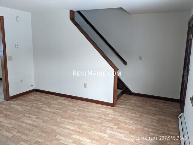 Photo - 13 Hemlock St