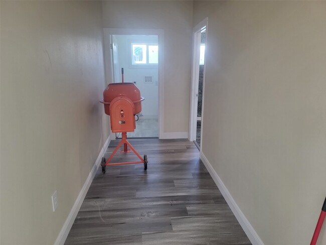 Photo - 2250 Rd 5732