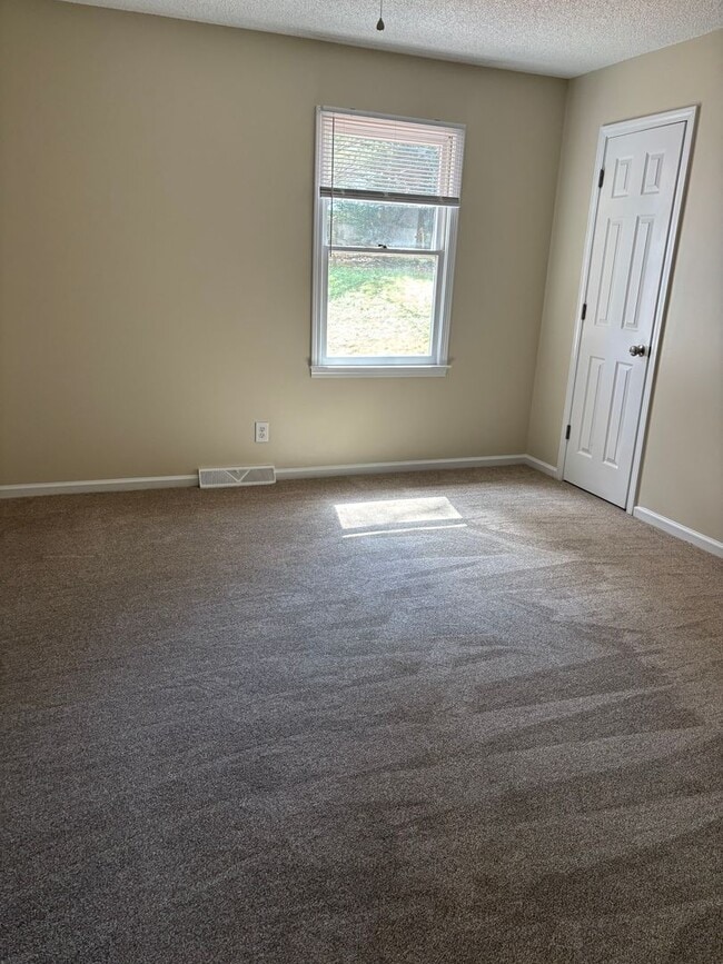 Photo - 3 Bedroom Salisbury, NC home.