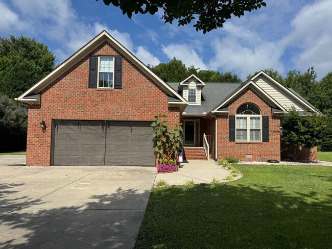 Photo - Beautiful Brick Home with Bonus Room in Desirable Berne Glade!
