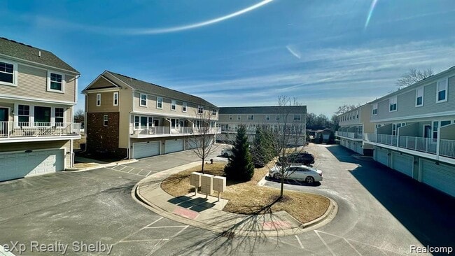 Photo - 1071 N Sherman Dr Unit A