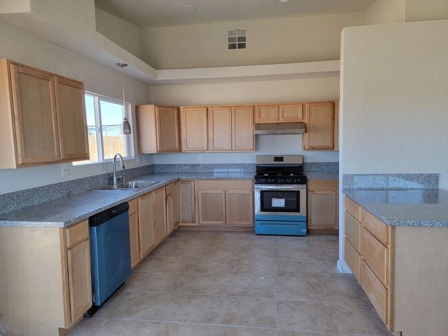 Photo - For Rent – 3 Bed / 2 Bath Single Family Ho...