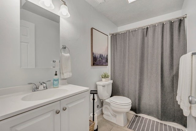 975 E 2125 N St Unit 1