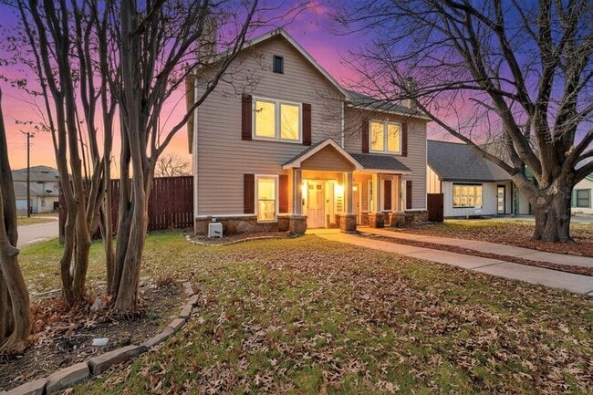 Photo - 4801 Birchman Ave