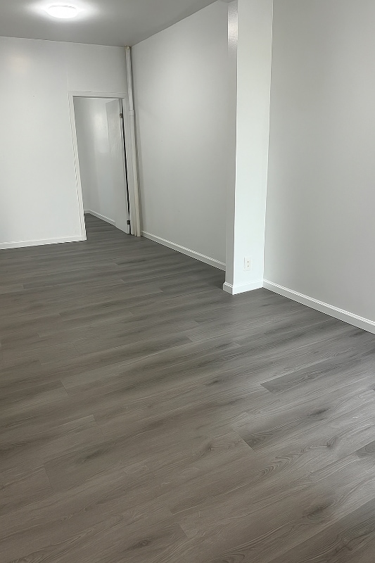 Photo - 1535 72nd St