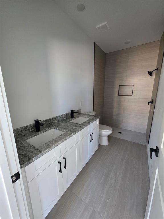 Photo - 113 E Bullard Ave