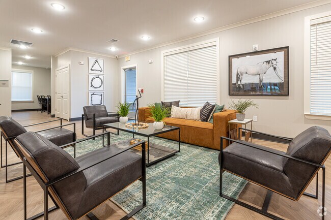 Clubhouse - Donerail Run