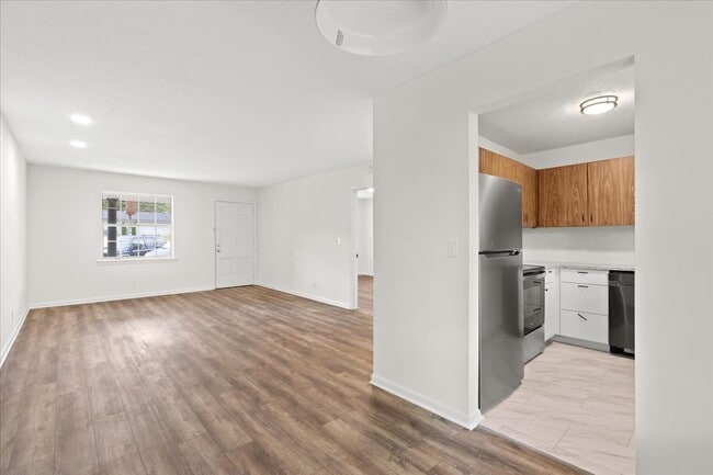 Photo - Sunset Rock Apartments