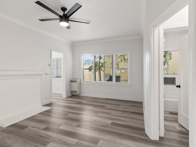 608 W 6th St Unit 04