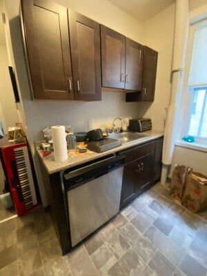 Photo - 166 Kelton St