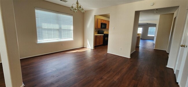 315 Sunset Colony Dr