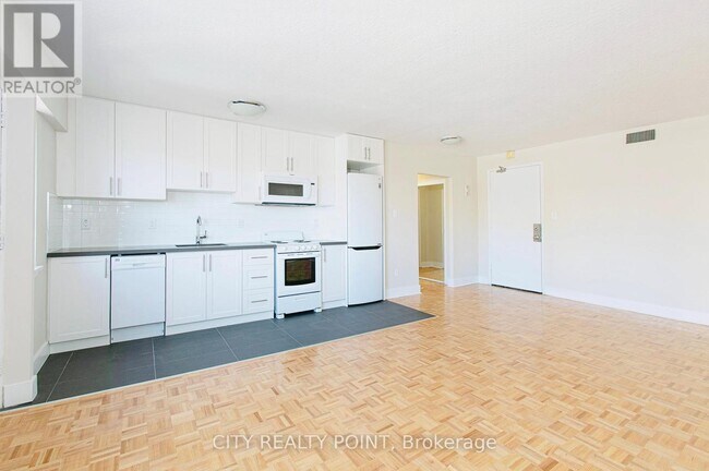 Photo - 95 Lawton Blvd Unit 407