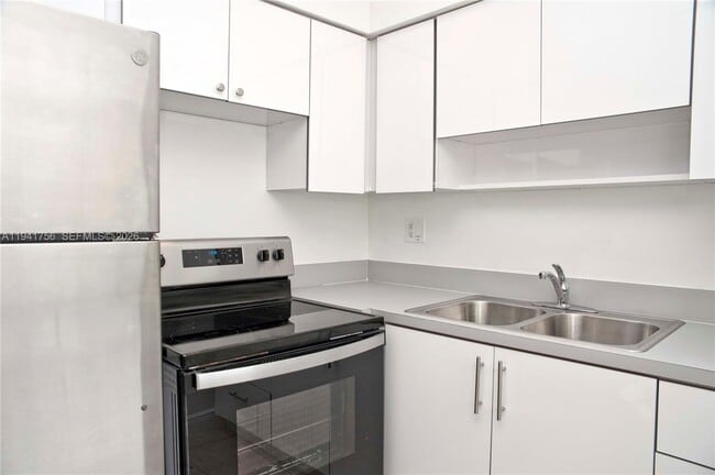 Photo - 2206 Fillmore St Unit 3