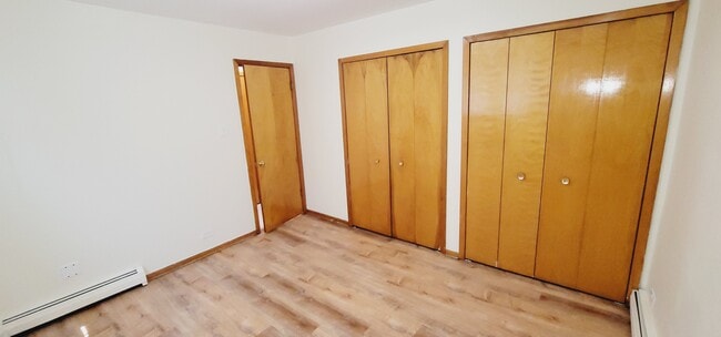 Photo - 5829-5837 W 63rd St