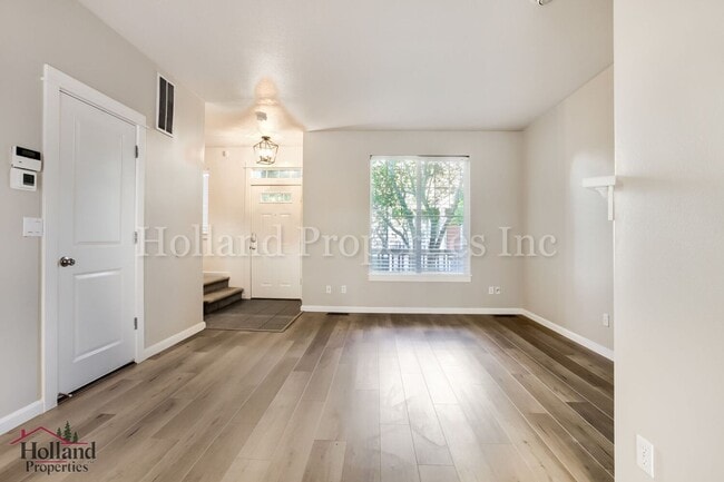 Photo - 16028 SW Gage Ln