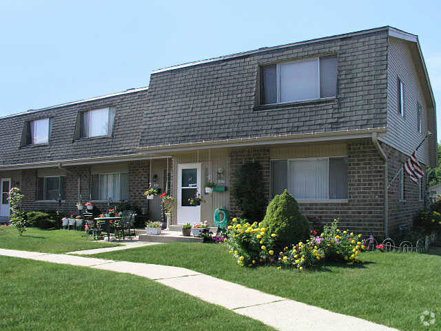 Grafton Townhomes - Grafton Townhomes
