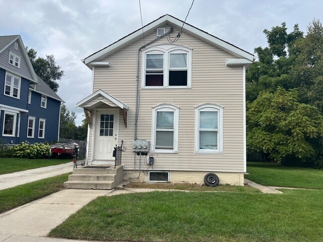 Building Photo - 508 St Clair St Unit A