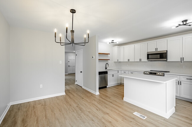 Photo - 61 Pennsylvania Ave