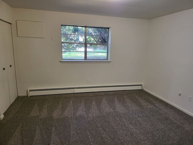 Photo - 933 W Main St Unit First Floor