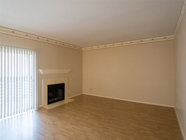 Photo - 6500 Harbor Town Dr Unit 3402