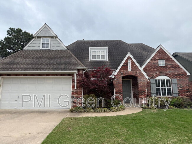 Photo - 4419 W Detroit Pl