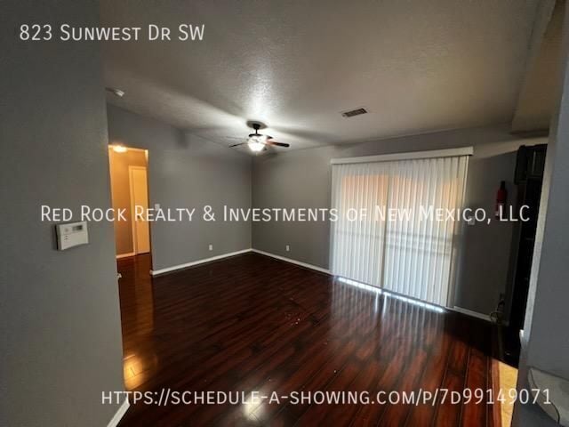 Photo - 823 Sunwest Dr SW