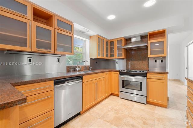 Building Photo - 564 Golden Beach Dr Rental