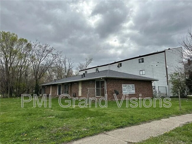 Building Photo - 1624 N Water St Unit 3 Rental