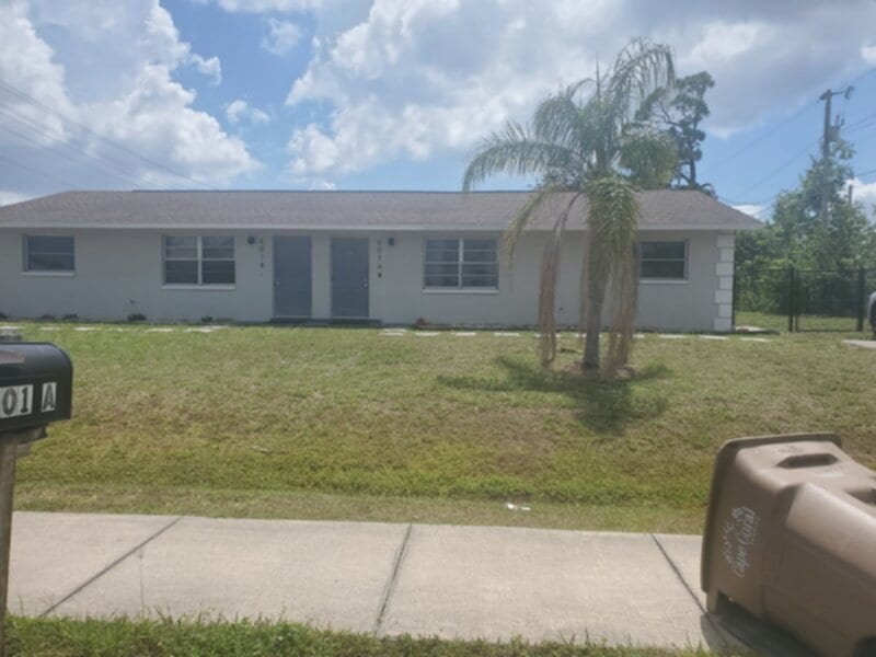 -Available Now-Annual 2 Bed,1Bath - -Available Now-Annual 2 Bed,1Bath Casa