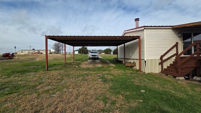 Photo - Great Country Living!