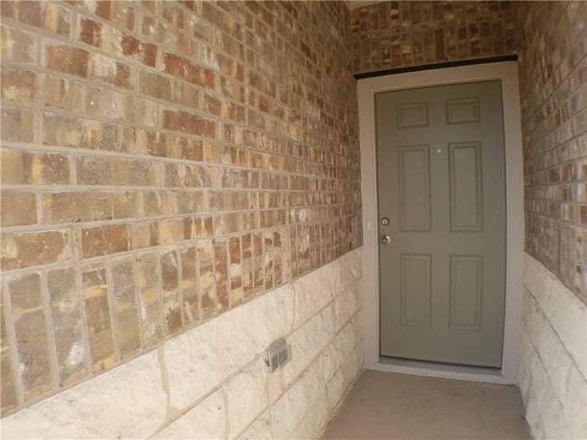 Photo - 15016 Harkness Pass