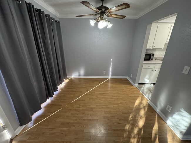 Photo - 810 Bellevue Rd