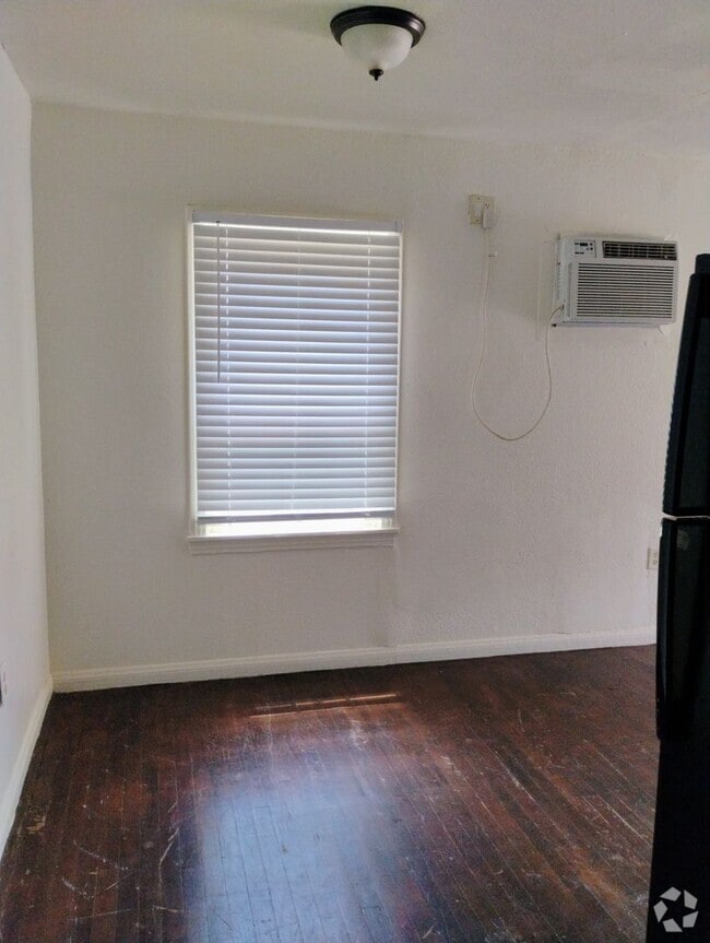 Building Photo - 915 Mimosa St Unit 915 Rental