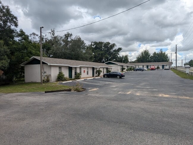 Photo - 1 bed/1 bath $1,000/month in Dade City!