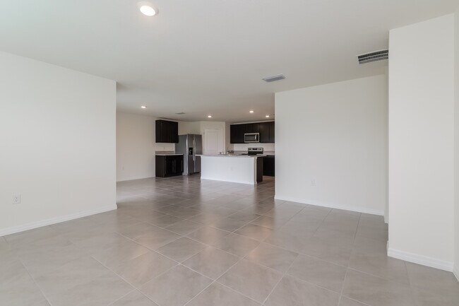 Photo - 8578 Triumph Cir