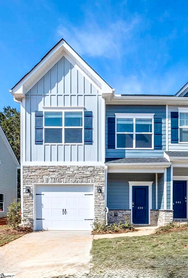 Building Photo - 329 Hartland Pl