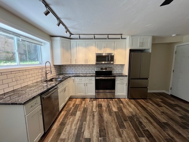 Photo - 625 North Negley Avenue