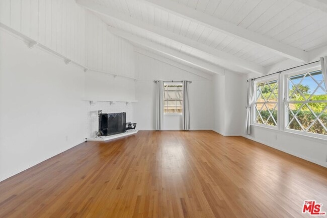 Photo - 5122 Veronica St