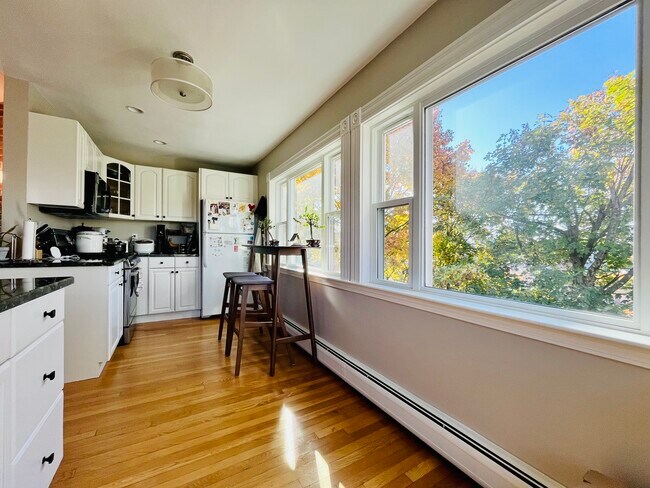 Photo - 82 Munroe St Unit #9