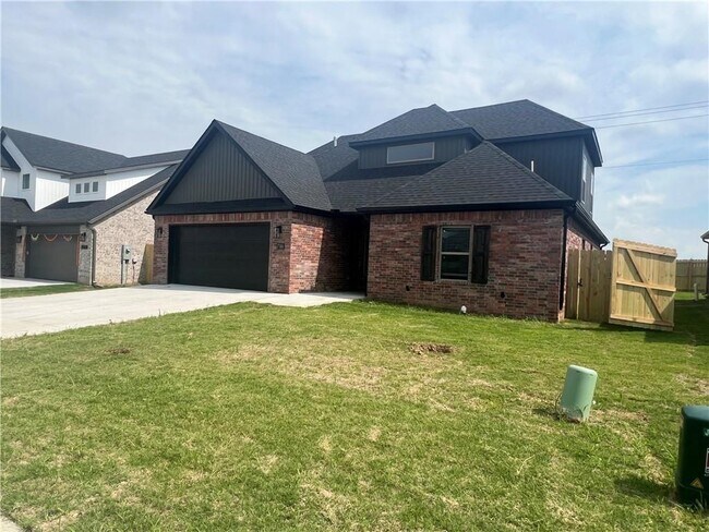 Photo - 7301 SW Basswood Ave