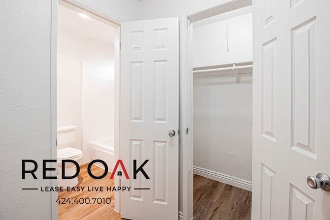 Photo - 7947 Reseda Blvd Unidad 72