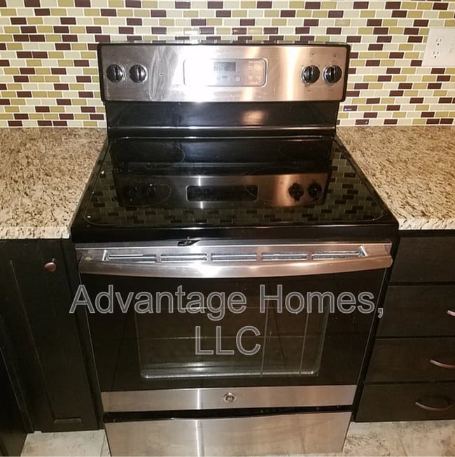 Photo - 2176 SW Timbertrace Ln